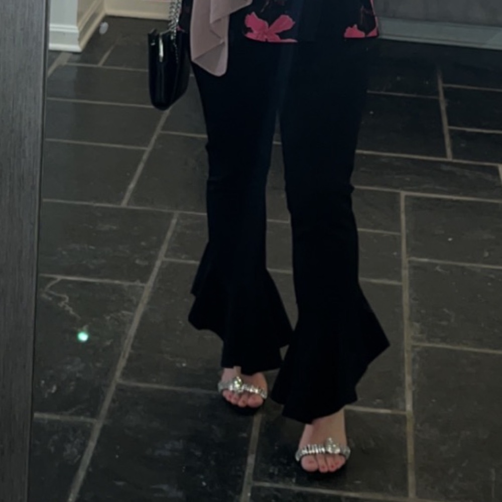Gorgeous flared dress pants